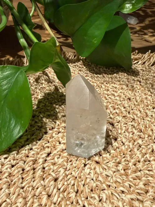 Hovedbilde Klar kvarts tårn 6cm, Tykt