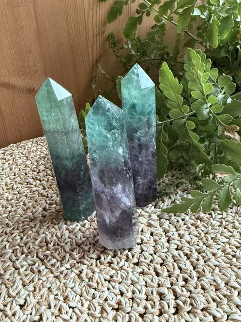 Hovedbilde Fluoritt tårn grønt og lilla, 8-9 cm (#102)