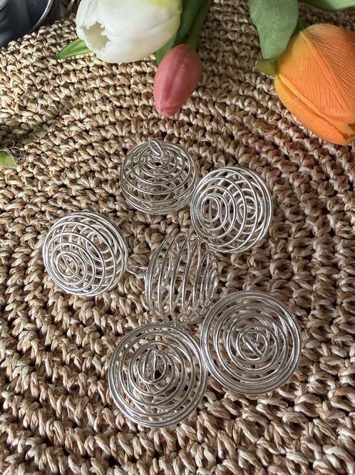 Hovedbilde Spiral smykkebur 30 mm sølvfarget m/hempe