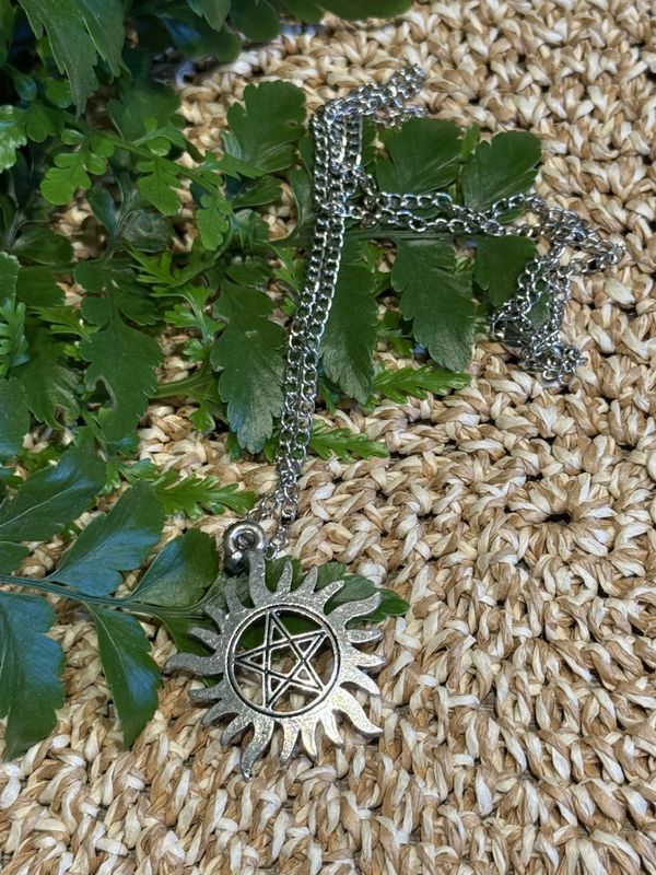 Kjede med pentagram